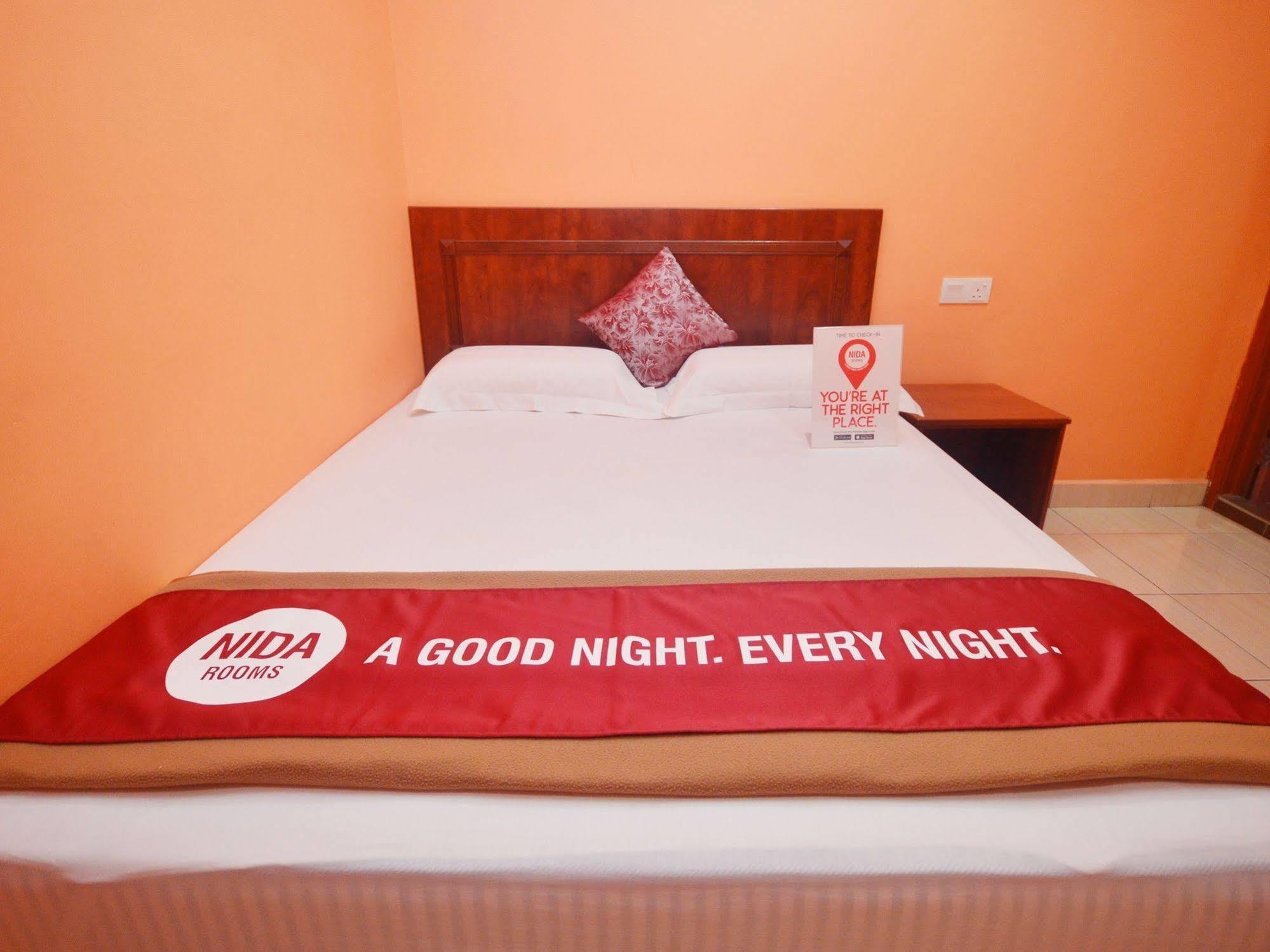 Nida Rooms Kampar Splendour Екстер'єр фото